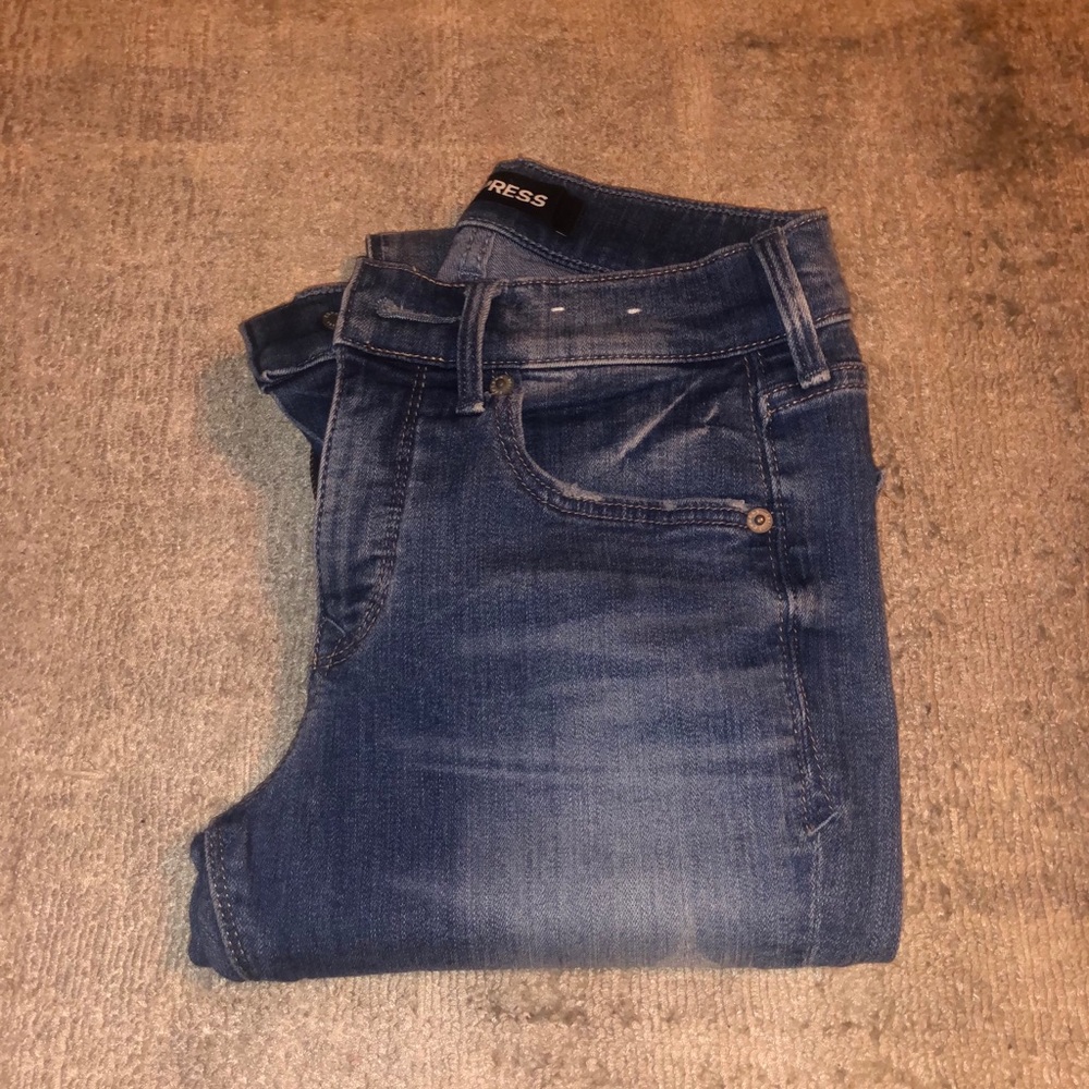 Express Mid-Rise Skinny Jeans